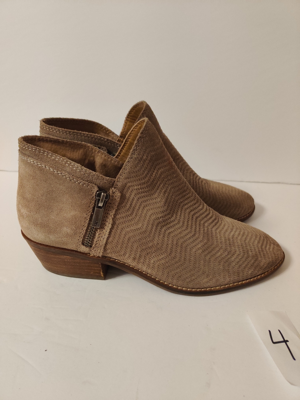 Lucky Brand Basel Bootie Women's Brown Geometric Ankle Boots 9